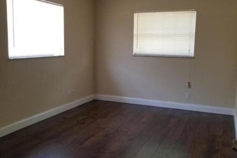 Appartement à louer à Oakland Park, Floride: 1 chambre, 65.03 m2 № 2304805 - photo 3