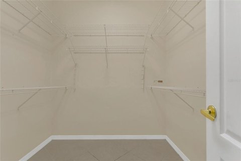 House in Haines City, Florida 4 bedrooms, 266.63 sq.m. № 1866163 - photo 17