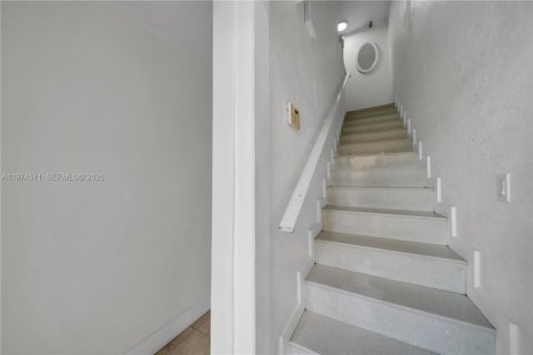 Купить таунхаус в Хайалиа, Флорида 3 спальни, 97.55м2, № 2036009 - фото 18