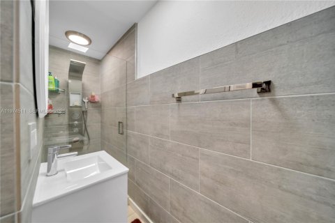 Купить таунхаус в Хайалиа, Флорида 3 спальни, 97.55м2, № 2036009 - фото 15