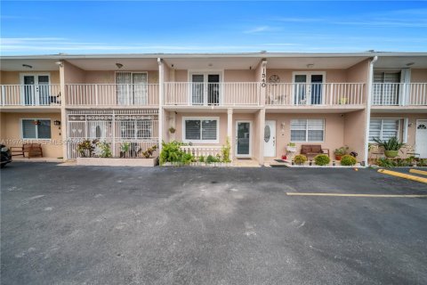 Купить таунхаус в Хайалиа, Флорида 3 спальни, 97.55м2, № 2036009 - фото 3