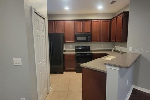 Touwnhouse à louer à New Port Richey, Floride: 3 chambres, 123.56 m2 № 2410264 - photo 8
