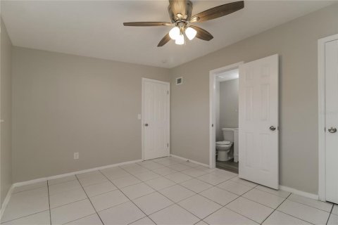 Casa en alquiler en Orlando, Florida, 4 dormitorios, 148.64 m2 № 1829564 - foto 8