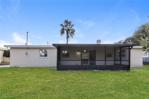 Casa en alquiler en Orlando, Florida, 4 dormitorios, 148.64 m2 № 1829564 - foto 16