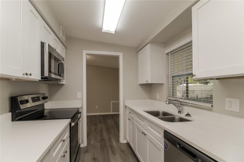 Casa en alquiler en Orlando, Florida, 4 dormitorios, 148.64 m2 № 1829564 - foto 7