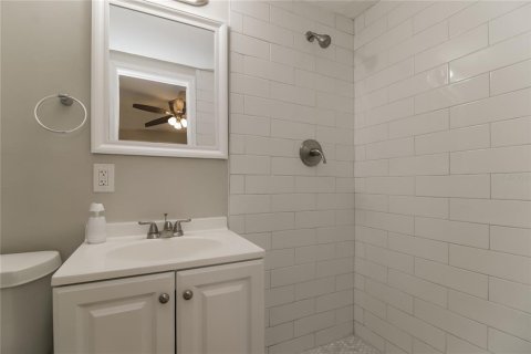 Casa en alquiler en Orlando, Florida, 4 dormitorios, 148.64 m2 № 1829564 - foto 11