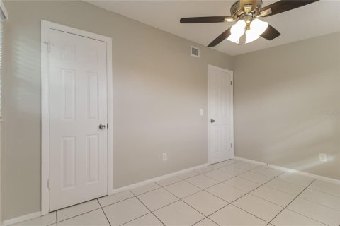 Casa en alquiler en Orlando, Florida, 4 dormitorios, 148.64 m2 № 1829564 - foto 14