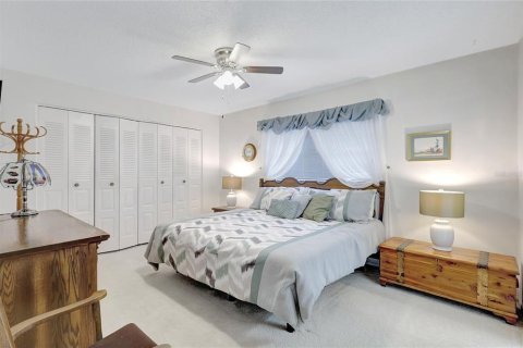 House in Clearwater, Florida 2 bedrooms, 114.83 sq.m. № 1771491 - photo 13
