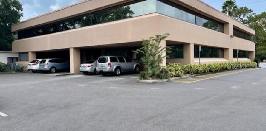 Propiedad comercial en Altamonte Springs, Florida 151.06 m2 № 1112985