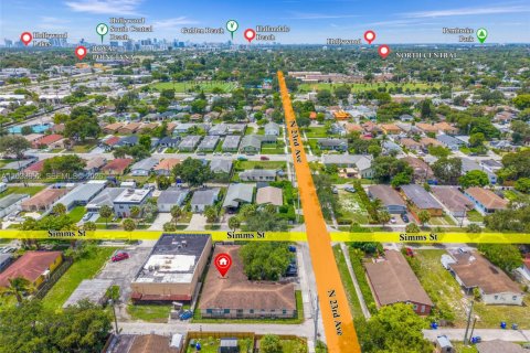 Propiedad comercial en venta en Hollywood, Florida, 293.94 m2 № 2154266 - foto 15