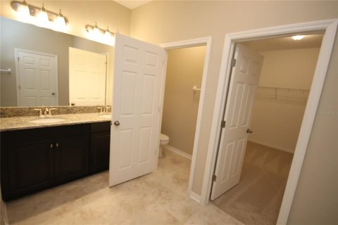 House in Riverview, Florida 3 bedrooms, 192.87 sq.m. № 2222134 - photo 8