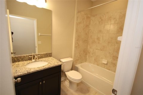 House in Riverview, Florida 3 bedrooms, 192.87 sq.m. № 2222134 - photo 9