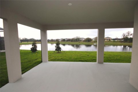 House in Riverview, Florida 3 bedrooms, 192.87 sq.m. № 2222134 - photo 14