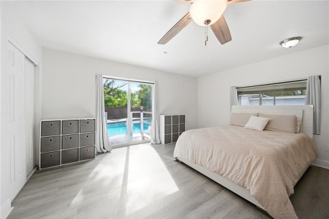 Commercial property in Orlando, Florida 181.81 sq.m. № 2094055 - photo 8
