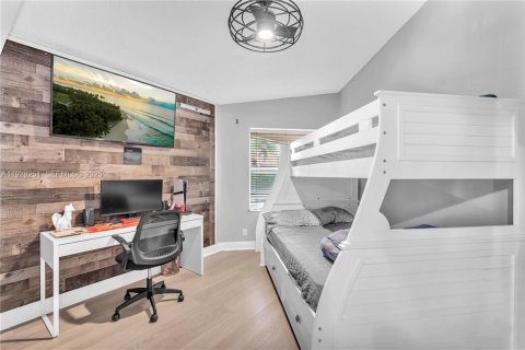 House in Coconut Creek, Florida 3 bedrooms, 165.74 sq.m. № 1987038 - photo 16