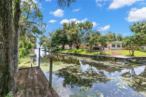 Villa ou maison à vendre à Tarpon Springs, Floride: 4 chambres, 205.04 m2 № 2304565 - photo 5