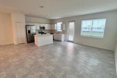 Townhouse in Davenport, Florida 4 bedrooms, 181.53 sq.m. № 1620600 - photo 9