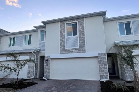 Townhouse in Davenport, Florida 4 bedrooms, 181.53 sq.m. № 1620600 - photo 2