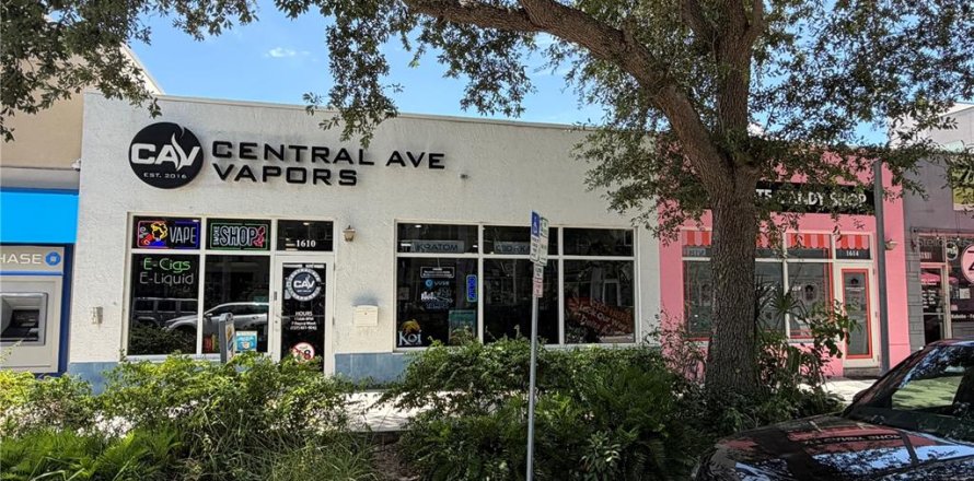 Immobilier commercial à Saint Petersburg, Floride 157.93 m2 № 2148954