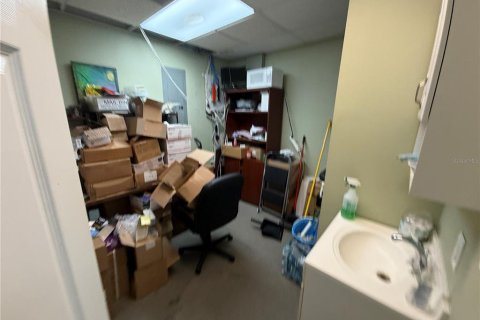 Immobilier commercial à louer à Saint Petersburg, Floride: 157.93 m2 № 2148954 - photo 17