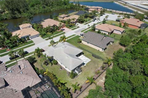 Casa en venta en Apollo Beach, Florida, 4 dormitorios, 205.59 m2 № 1598064 - foto 3