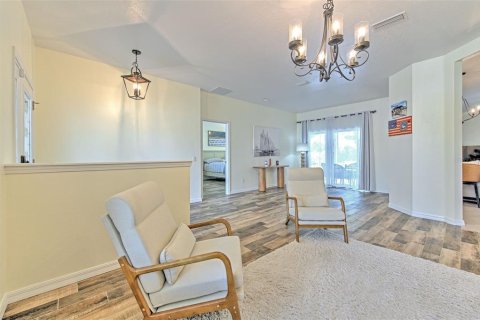 Casa en venta en Apollo Beach, Florida, 4 dormitorios, 205.59 m2 № 1598064 - foto 8