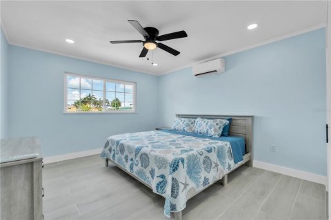 Villa ou maison à vendre à Holmes Beach, Floride: 2 chambres, 98.94 m2 № 2141449 - photo 23