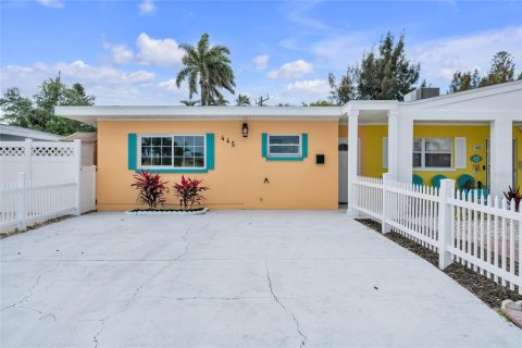 Villa ou maison à vendre à Holmes Beach, Floride: 2 chambres, 98.94 m2 № 2141449 - photo 2