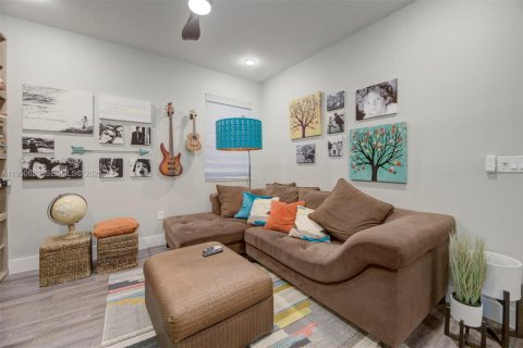 Купить виллу или дом в Хайалиа, Флорида 3 спальни, 230.96м2, № 2006397 - фото 25