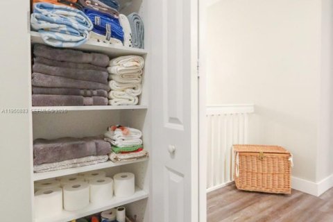 Купить виллу или дом в Хайалиа, Флорида 3 спальни, 230.96м2, № 2006397 - фото 27