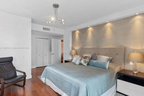Купить кондоминиум в Майами, Флорида 3 спальни, 159.7м2, № 2054218 - фото 24