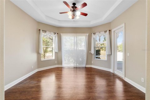 House in Lady Lake, Florida 3 bedrooms, 181.16 sq.m. № 1537061 - photo 13