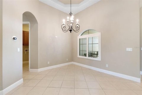 House in Lady Lake, Florida 3 bedrooms, 181.16 sq.m. № 1537061 - photo 6