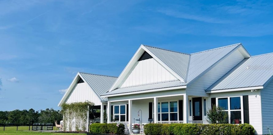 Villa ou maison à Bell, Floride 3 chambres, 144.93 m2 № 1736291
