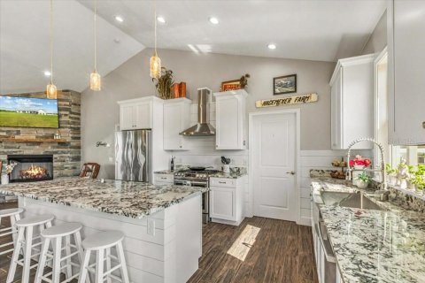 House in Bell, Florida 3 bedrooms, 144.93 sq.m. № 1736291 - photo 13