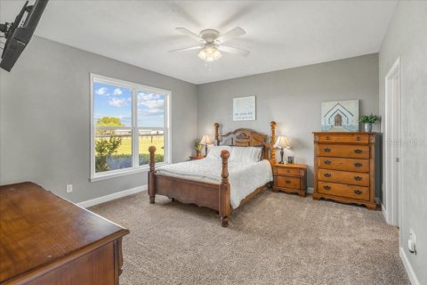 House in Bell, Florida 3 bedrooms, 144.93 sq.m. № 1736291 - photo 16