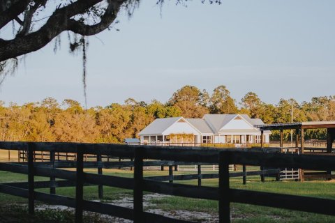 House in Bell, Florida 3 bedrooms, 144.93 sq.m. № 1736291 - photo 5