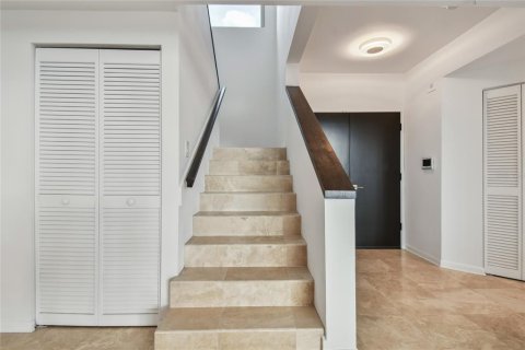Condo in Tampa, Florida, 3 bedrooms  № 2114762 - photo 20