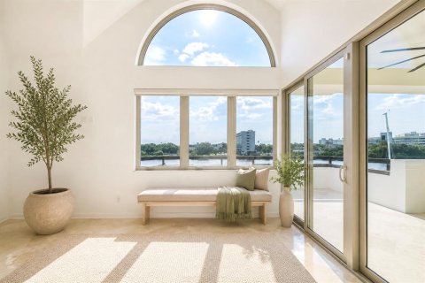 Condo in Tampa, Florida, 3 bedrooms  № 2114762 - photo 4