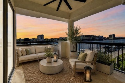 Condo in Tampa, Florida, 3 bedrooms  № 2114762 - photo 8