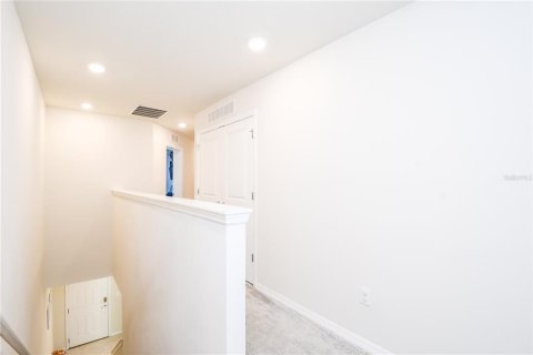 Touwnhouse à vendre à Kissimmee, Floride: 3 chambres, 157.84 m2 № 2142199 - photo 16
