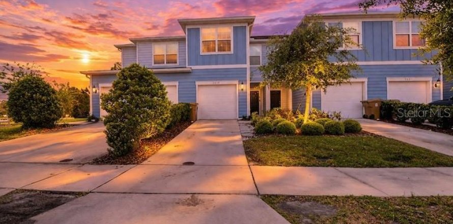 Touwnhouse à CYPRESS CAY à Kissimmee, Floride 3 chambres, 157.84 m2 № 2142199