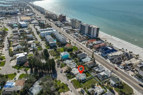 House in Redington Beach, Florida 2 bedrooms, 86.21 sq.m. № 1568512 - photo 12