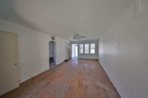 House in Redington Beach, Florida 2 bedrooms, 86.21 sq.m. № 1568512 - photo 3