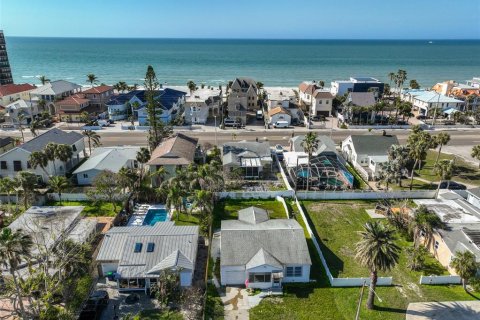 House in Redington Beach, Florida 2 bedrooms, 86.21 sq.m. № 1568512 - photo 10