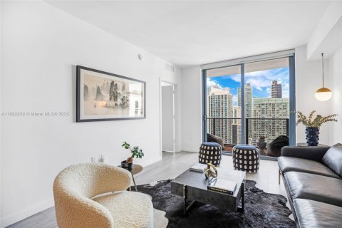 Condo in Miami, Florida, 1 bedroom  № 1946443 - photo 14