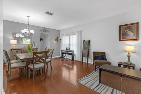 House in Fish Hawk, Florida 4 bedrooms, 187.48 sq.m. № 1613189 - photo 4