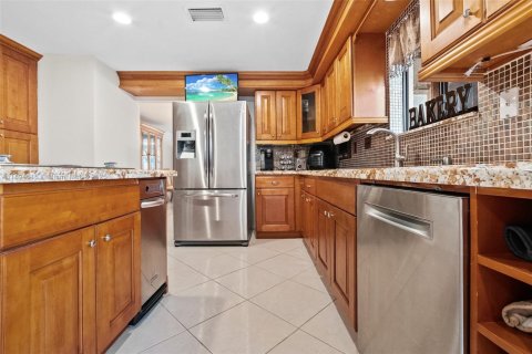 Adosado en alquiler en Doral, Florida, 2 dormitorios, 198.81 m2 № 1947077 - foto 20