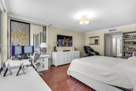 Condo in Key Biscayne, Florida, 3 bedrooms  № 1704115 - photo 16