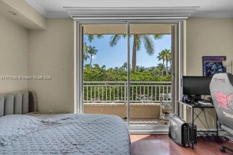 Condo in Key Biscayne, Florida, 3 bedrooms  № 1704115 - photo 24